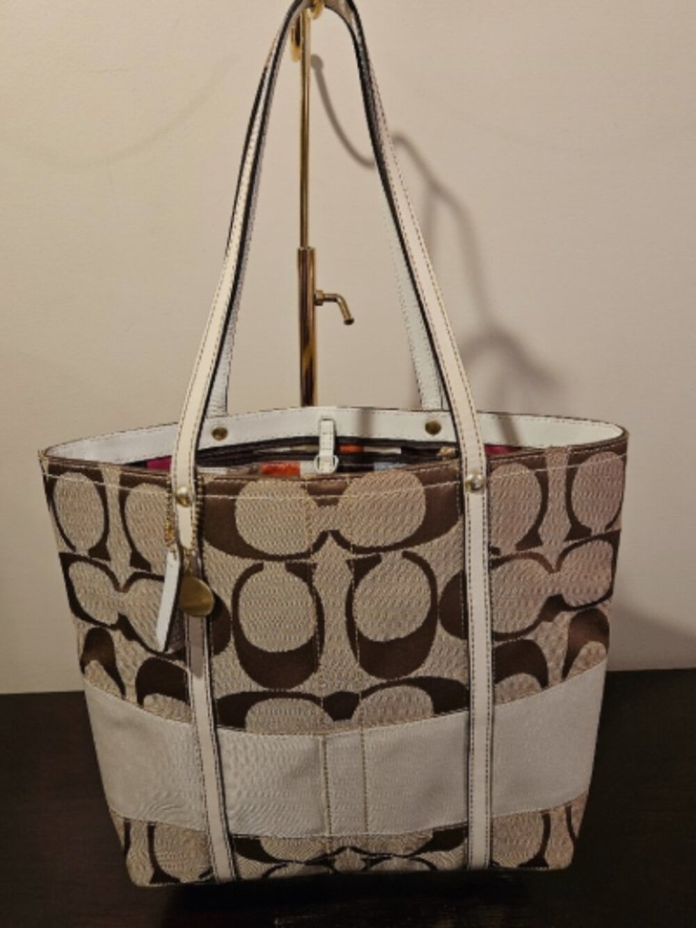 EUC Coach Signature Tote with legacy interior